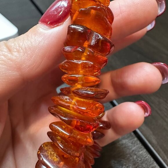 Chunky Baltic amber healing stretchy bracelet! - Picture 2 of 7